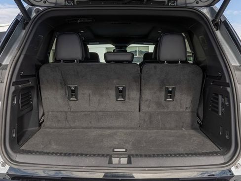 Used 2025 GMC Acadia Denali w/ LPO, Floor Liner Package image 15