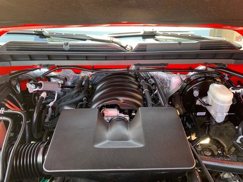 Used 2017 Chevrolet Silverado 1500 W/T AWD/4WD image 9