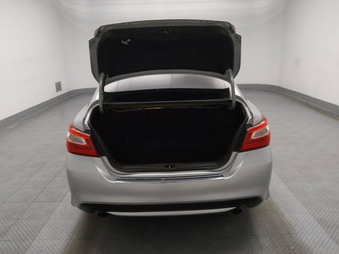 Used 2016 Nissan Altima 2.5 SV image 29