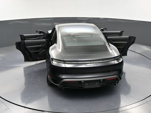 New 2025 Porsche Taycan GTS image 38