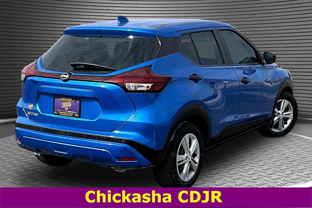 Used 2025 Nissan Kicks Play S FWD image 6