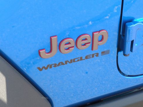 New 2025 Jeep Wrangler Unlimited Rubicon image 24