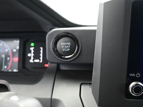 Used 2025 Toyota Tacoma SR image 16