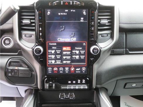 Used 2020 RAM 2500 Laramie w/ Night Edition image 8