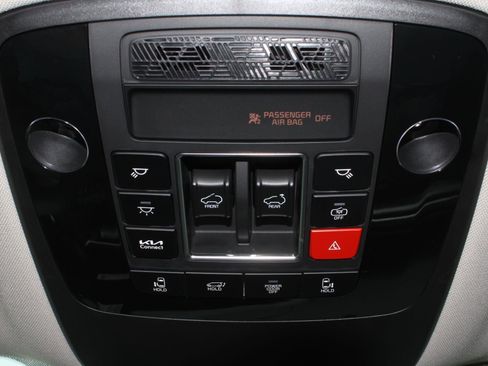 New 2027 Kia Carnival SX Prestige FWD image 12
