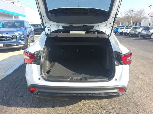 New 2026 Chevrolet Trax RS w/ Driver Confidence Package FWD image 33