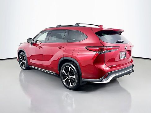 Used 2021 Toyota Highlander XSE image 7