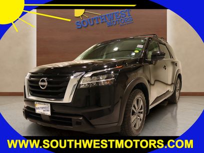 Used 2022 Nissan Pathfinder SV w/ Cargo Package