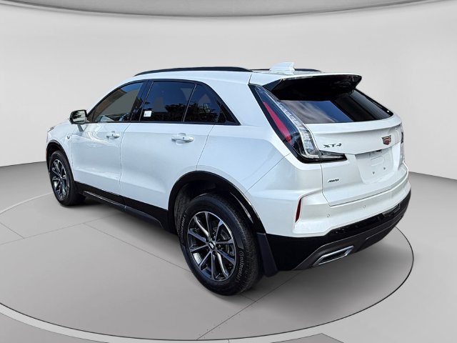 Used 2024 Cadillac XT4 Sport w/ Active Safety Package AWD/4WD image 3