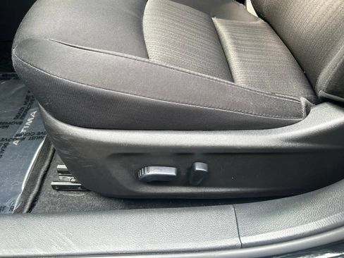Used 2024 Nissan Altima 2.5 SV FWD image 16
