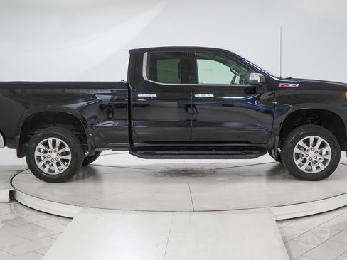 Used 2019 Chevrolet Silverado 1500 LTZ AWD/4WD image 13
