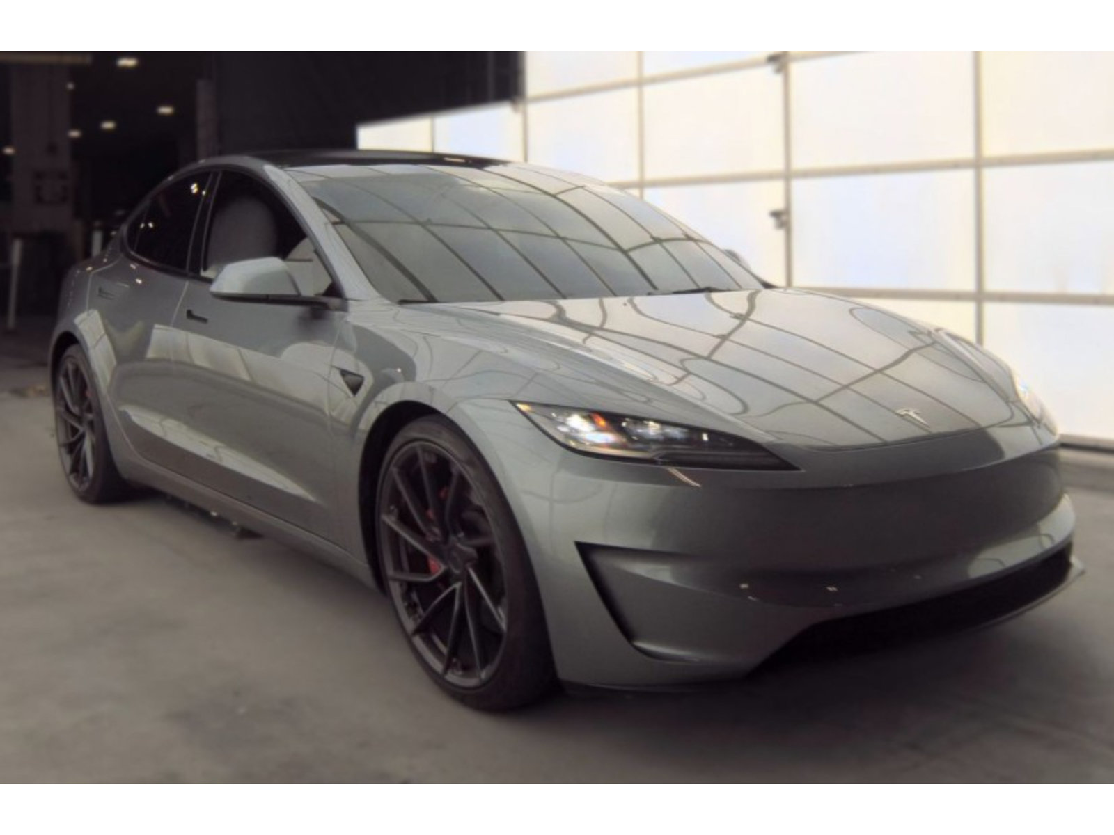 Used 2024 Tesla Model 3 Performance AWD/4WD image 2