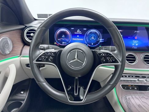 Used 2021 Mercedes-Benz E 350 4MATIC Sedan image 19