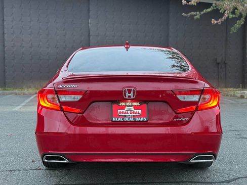 Used 2018 Honda Accord Sport image 4