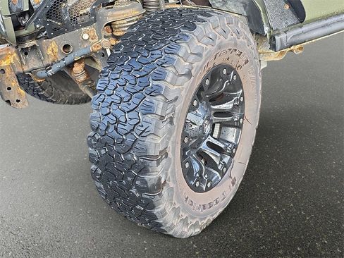 Used 2015 Jeep Wrangler Unlimited Rubicon w/ Dual Top Group image 34