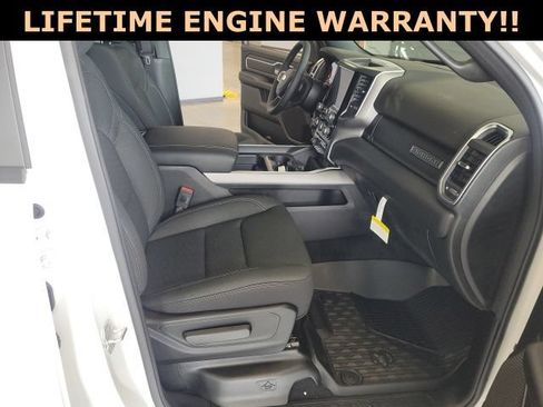 Used 2025 RAM 1500 Big Horn AWD/4WD image 41