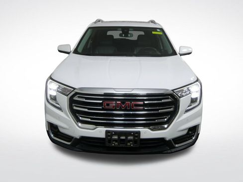 Used 2023 GMC Terrain SLT w/ Tech Package AWD/4WD image 9