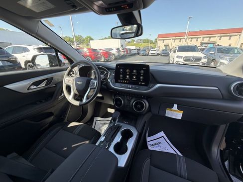 New 2026 Chevrolet Blazer LT w/ Convenience Package AWD/4WD image 10