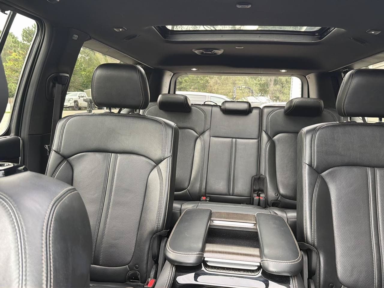 Used 2024 Jeep Grand Wagoneer L 4WD image 23