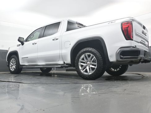 Used 2019 GMC Sierra 1500 SLT AWD/4WD image 30