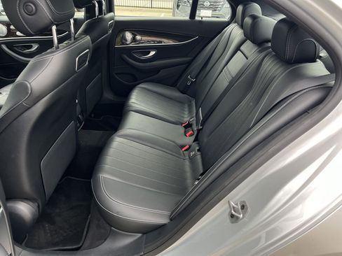 Used 2019 Mercedes-Benz E 300 image 22