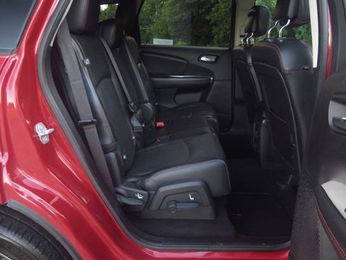 Used 2018 Dodge Journey GT w/ Nav & Sun Group AWD/4WD image 16