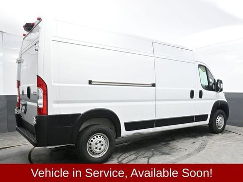 Used 2024 RAM ProMaster 2500 w/ Convenience Group image 7
