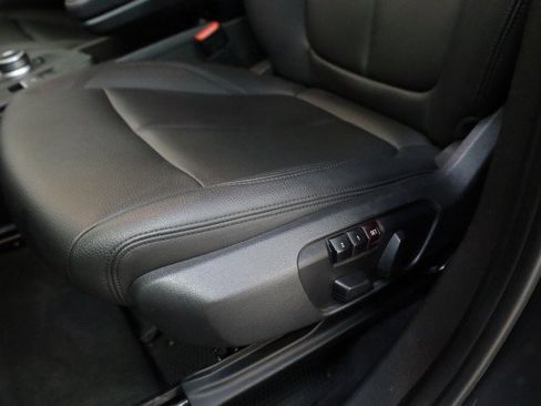 Used 2019 BMW X1 sDrive28i image 10