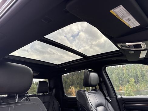 Used 2019 RAM 1500 Limited image 11