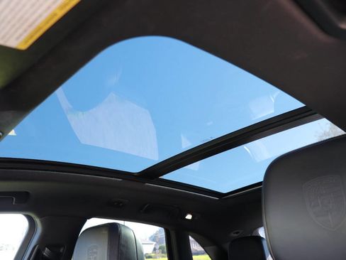 Used 2017 Porsche Macan image 29