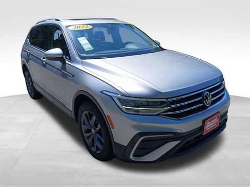 Used 2022 Volkswagen Tiguan SE AWD/4WD image 13