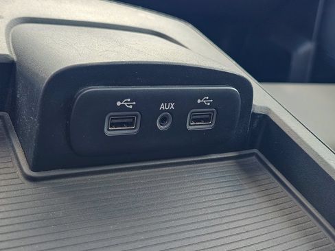 Used 2018 RAM 1500 Rebel w/ Luxury Group AWD/4WD image 34