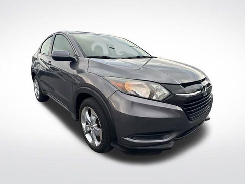 Used 2016 Honda HR-V LX image 7
