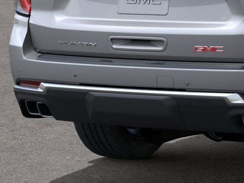 New 2026 GMC Yukon XL Denali w/ Denali Reserve Package image 14