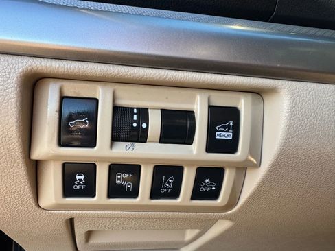 Used 2019 Subaru Outback 2.5i Premium image 23