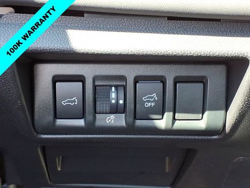 Certified 2025 Subaru Outback Onyx Edition AWD/4WD image 23