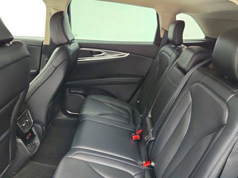 Used 2021 Lincoln Nautilus Reserve w/ Cargo Utility Package image 21