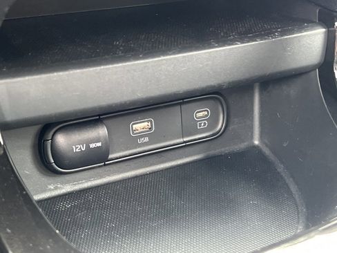 Certified 2026 Kia Seltos S FWD image 32