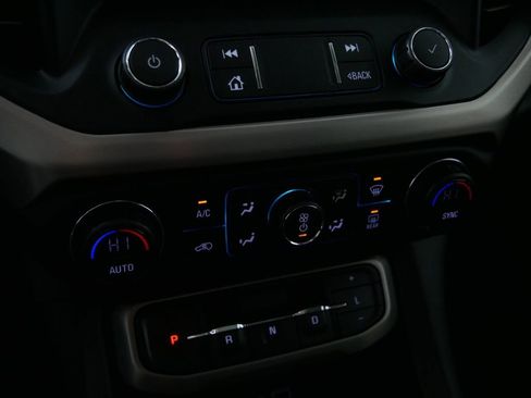 Used 2021 GMC Acadia Denali w/ Trailering Package image 28