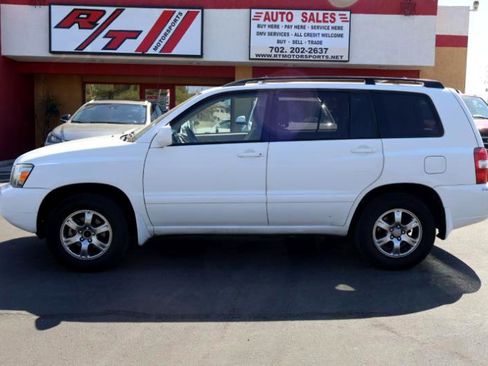 Used 2005 Toyota Highlander 4WD V6 image 4