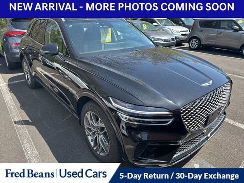Used 2024 Genesis GV70 2.5T w/ Select Package AWD/4WD image 14