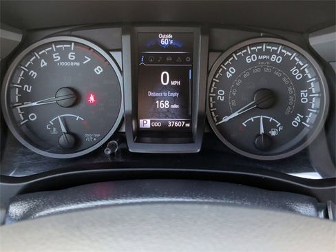 Certified 2019 Toyota Tacoma TRD Sport image 17