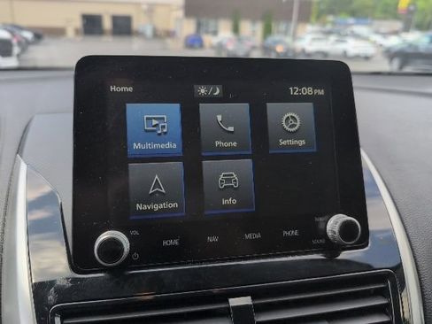 Used 2024 Mitsubishi Eclipse Cross AWD image 24