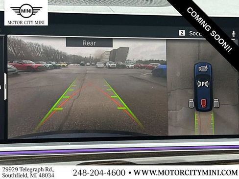 Used 2021 BMW X7 M50i w/ Executive Package image 33