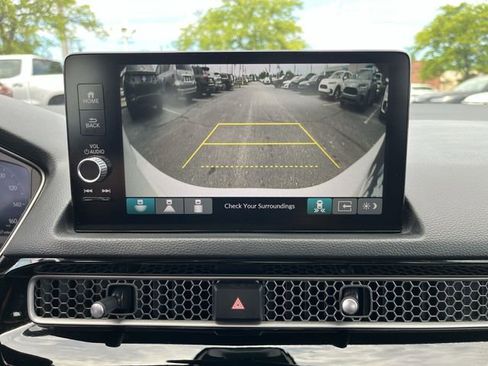 Used 2024 Honda Civic Touring image 25