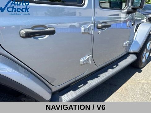 Used 2021 Jeep Wrangler Unlimited Sahara AWD/4WD image 17