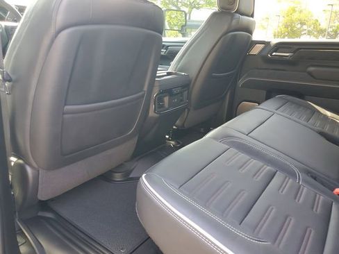 Used 2025 GMC Sierra 2500 AT4X AWD/4WD image 23