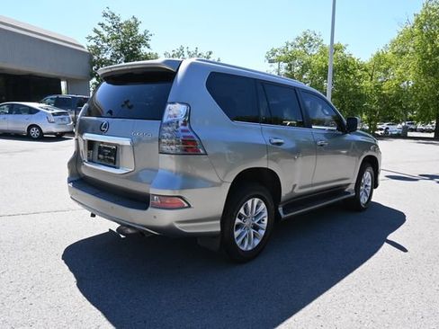 Certified 2021 Lexus GX 460 Premium w/ Premium Package AWD/4WD image 3