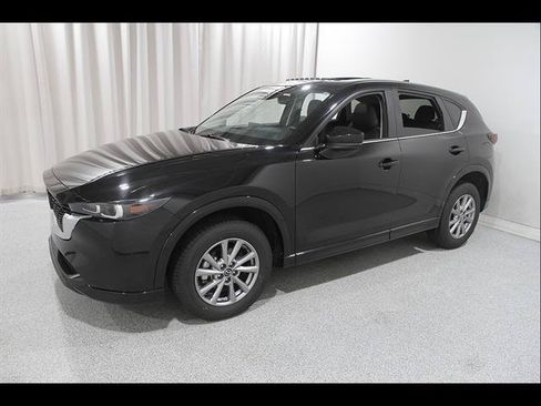 Certified 2025 MAZDA CX-5 AWD 2.5 S w/ Preferred Package image 3