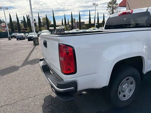 Used 2017 Chevrolet Colorado W/T image 9